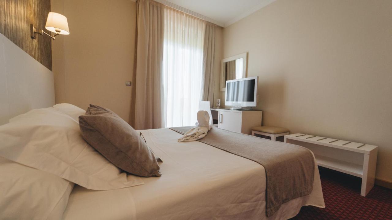 Hotel Peregrina Sanxenxo Buitenkant foto